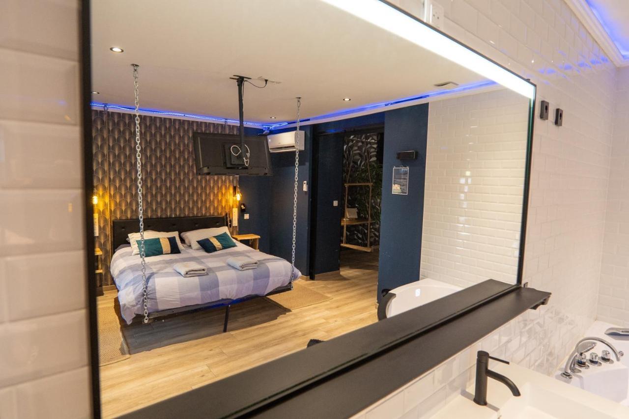 Capsule Temps Suspendu - Balneo, Home Cinema & Billard Valenciennes Exterior foto