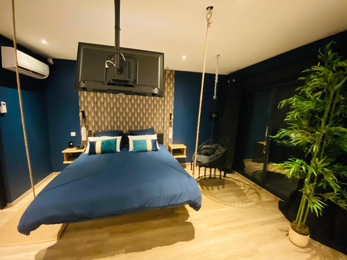 Capsule Temps Suspendu - Balneo, Home Cinema & Billard Valenciennes Exterior foto